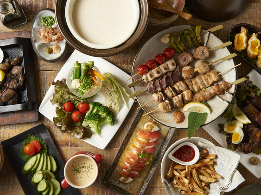 ぐらがらの地産地“笑”の高級食材のヘルシーなお料理が楽しめる女性のお客様限定のプチ贅沢な女子会コース