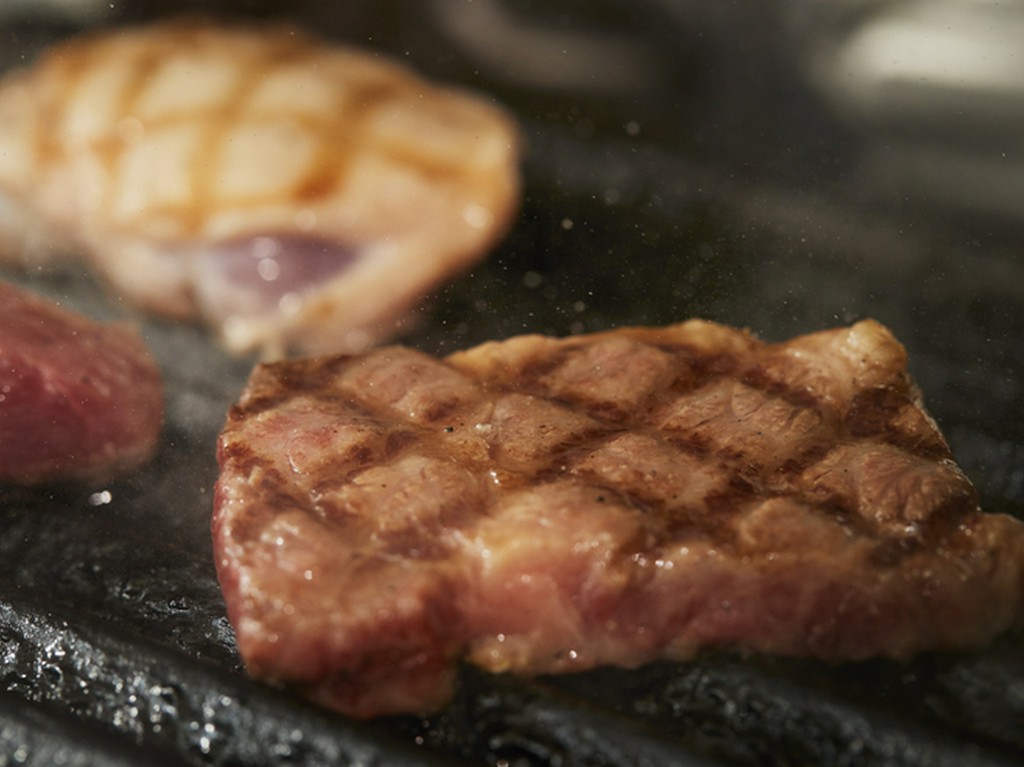 『国産和牛の特製ランプ　炭火焼きグリル　ハニーバルサミコソース』150g