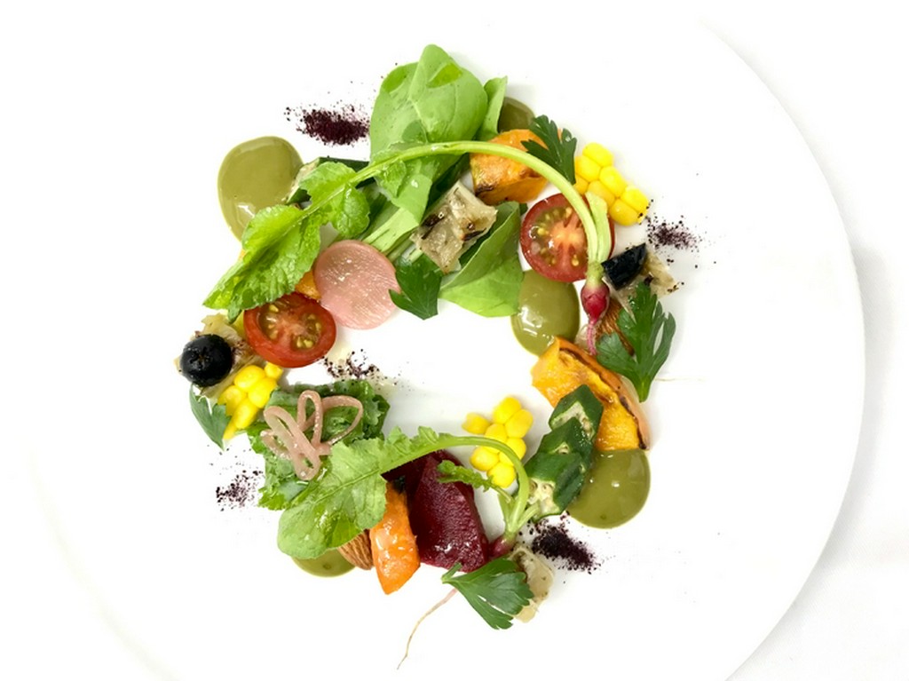 季節の食材を使ったディナーコース
Seasonal 7 Course Dinner Menu