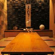 英語や中国語での対応もできます。貸切も要相談で可能なので、いろいろなゲストを招いたパーティや接待に最適です。日本の食文化を感じられるお店なので、観光客の強い味方にもなります。