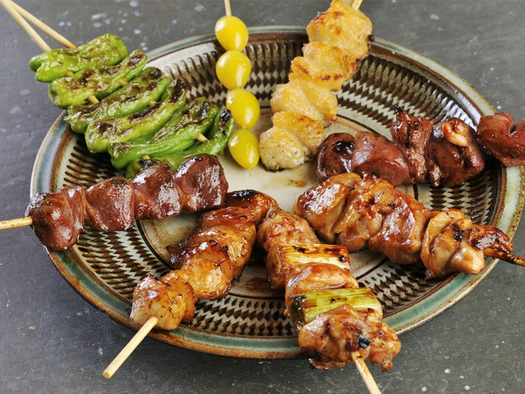 横浜鳥ぎん みなとみらい店 桜木町/和食 料理人 小川 陽平 氏 | ヒトサラ