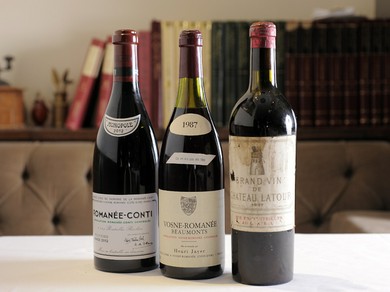 国内屈指の貯蔵数を誇る、ワインリストは必見