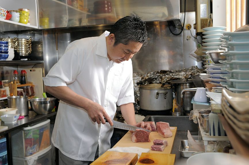 独自の考えで生み出す料理を大切にしています