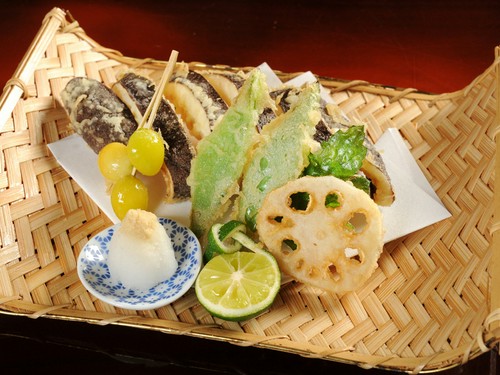 奇を衒うことなく、食材の持ち味を引き出すのがこの店の真骨頂