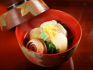 旬に寄り添う当店の個性が現れた『野菜焚合』を味わってほしい