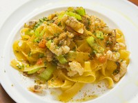 スタッフにお尋ね下さい。※写真は『ハモとチンゲンサイのタリアテッレ』