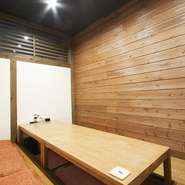 半個室テーブル席、個室座敷ございます