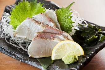 カンパチのわら焼き　（塩・ポン酢）