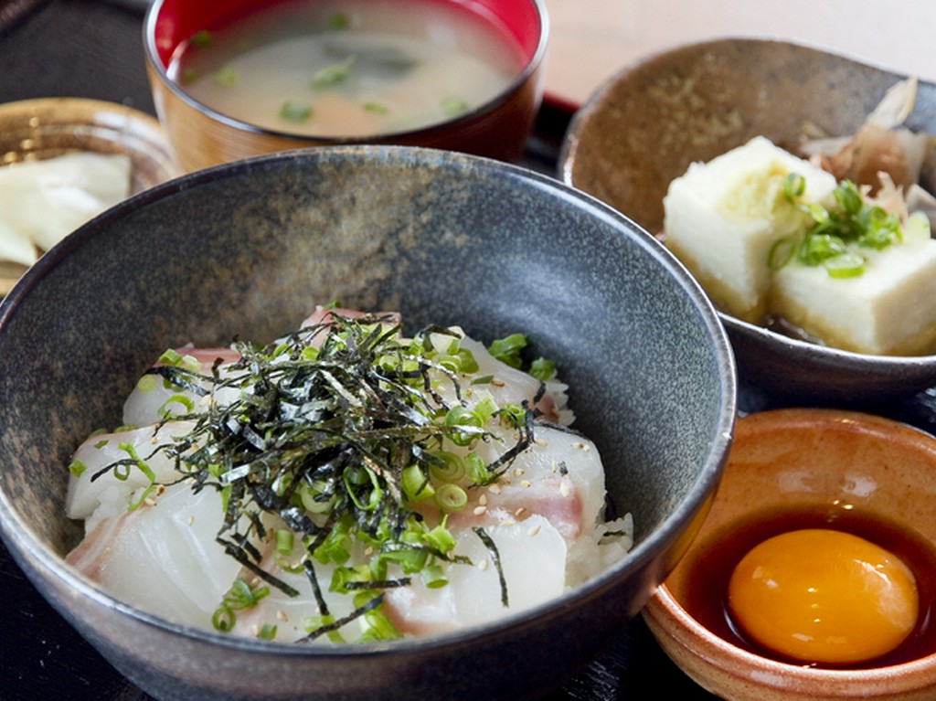 南予の鯛めし定食