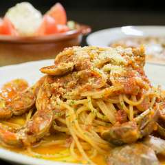 あさりの旨みとトマトの甘み・酸味が織り成す絶妙な風味が楽しめる『ボンゴレロッソ』