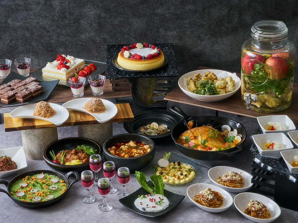 待ち焦がれた食事会　楽しいひと時を