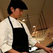 より多くの方々に本格フレンチを楽しんでいただきたいので、年齢制限はありません。小さなお子様用のディナーセットもご予約いただければおつくりいたします。ぜひ、ご家族でご来店ください。