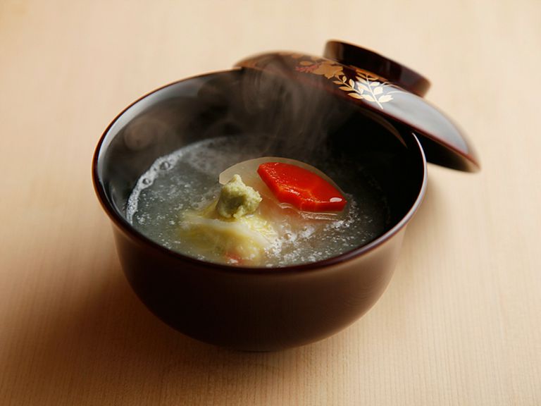 蕪の旨みをまるごと味わう『蕪のみぞれ吸物』