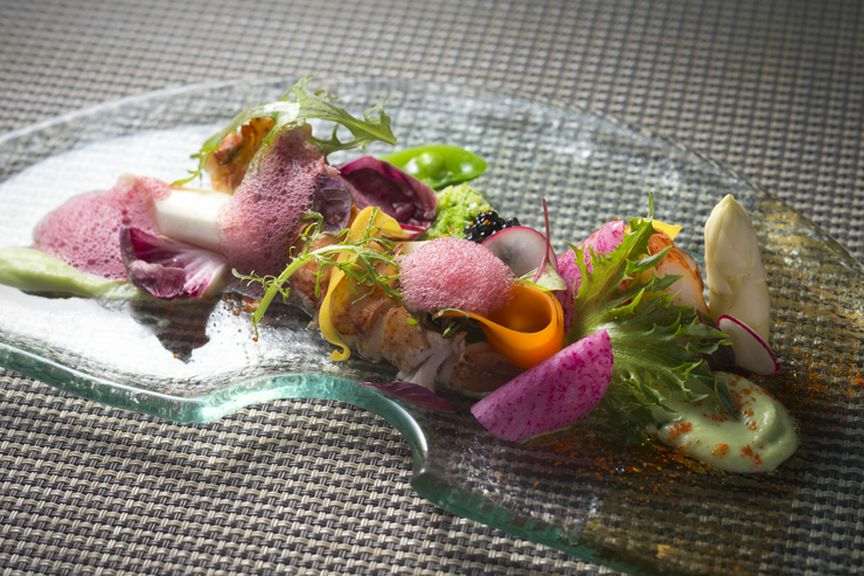 京都ならではの食材を使ったフランス料理が味わえる