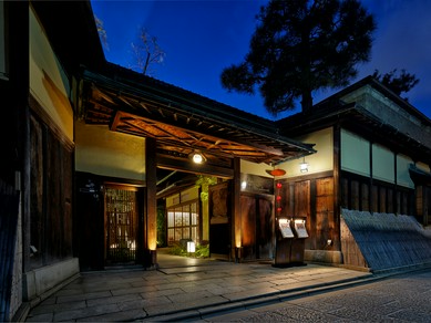 1925年建造のリノベーションした邸宅で過ごす優雅な時間