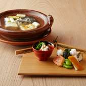 地産地消を大切に、京都産の食材をふんだんに使用した料理の数々