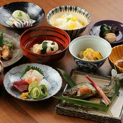 一階ホール　会席料理（要予約）