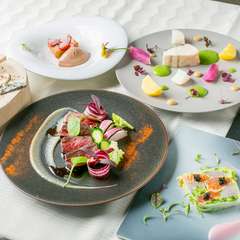 11000円（税込み）