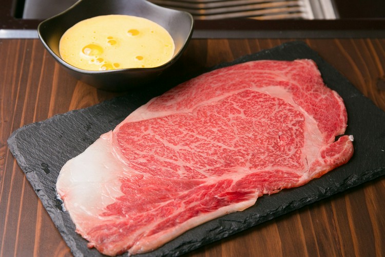 和牛とワイン フォーコ>