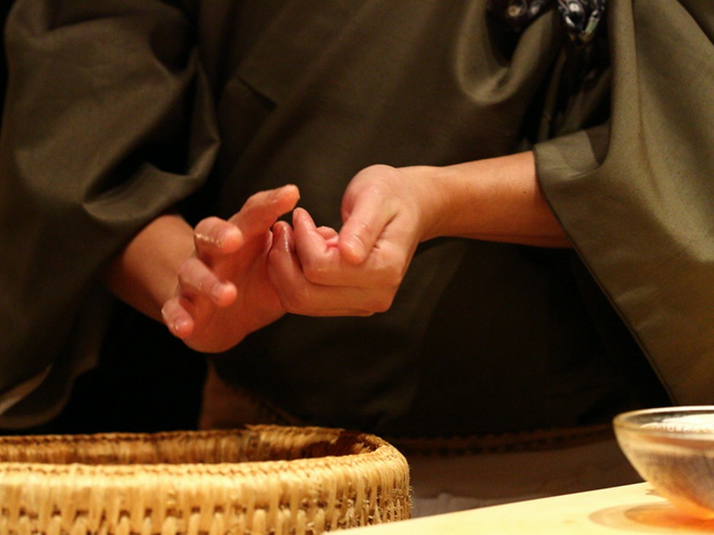 集中するからこそ成し得る、極上の握り