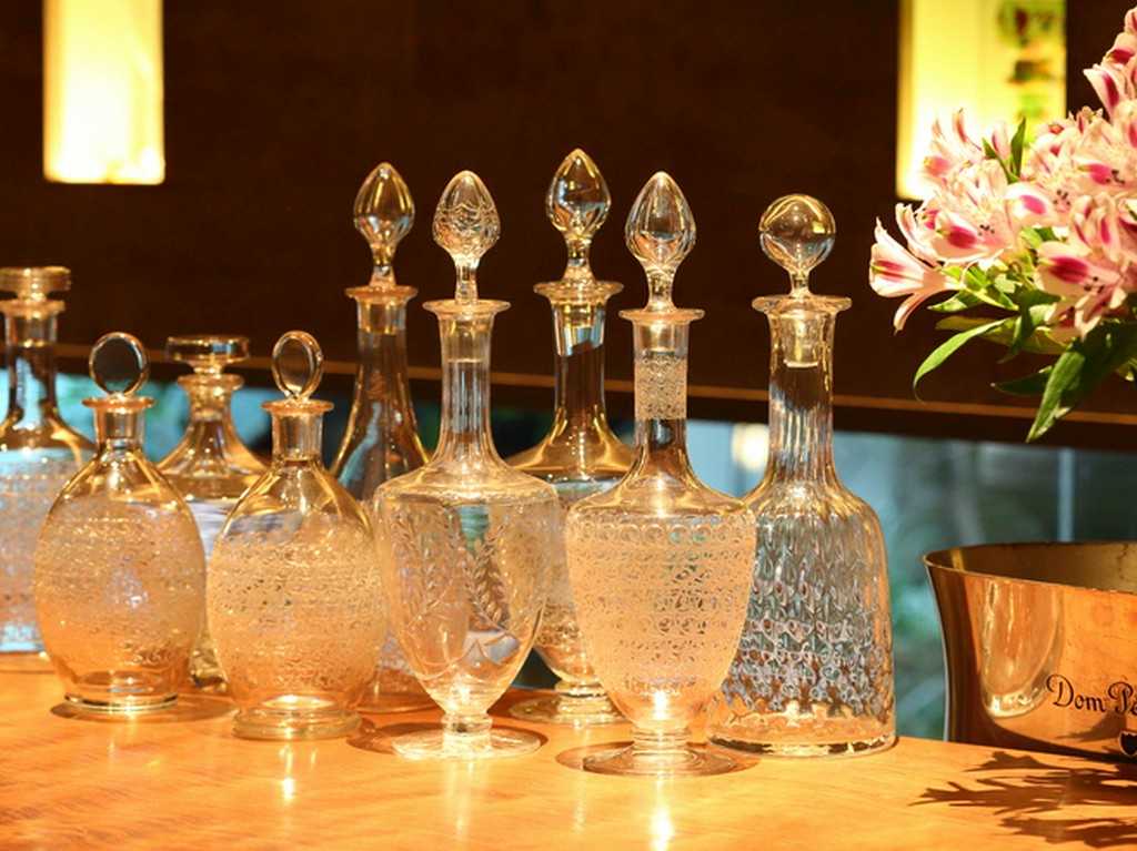 上質なアイテムに囲まれた空間で、最上の時間をサービス