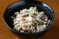 鳥のもつで生みだす酒肴『酢もつ』