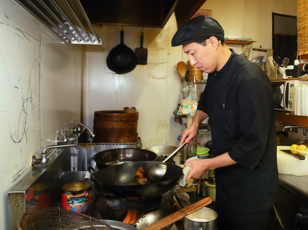 ご来店時の挨拶とお帰りのときのお見送りは大切にしています