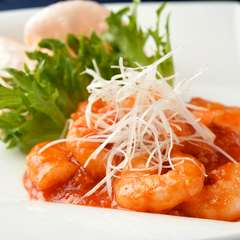 海老のぷりぷり食感がたまらない『小海老のチリソース炒め』