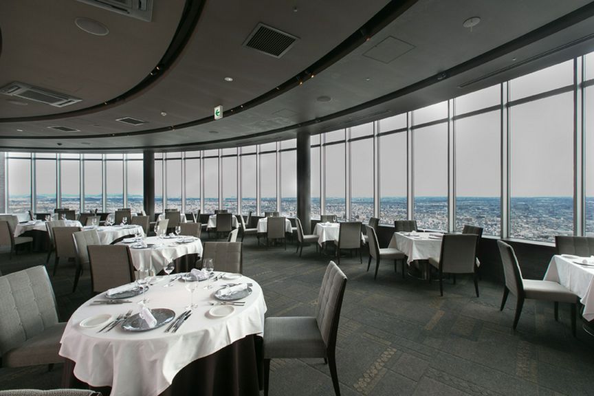 地上160Mからの夜景が大人の二次会へランクUP.。