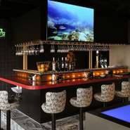 店内にはワインセラーがあり、国内外から取り寄せた銘柄が常時120種揃います。なかでもおすすめはイタリア産のル チェンテ。マイルドな口当たりと豊かな香りが特徴でワイン通も満足できること請け合いです。