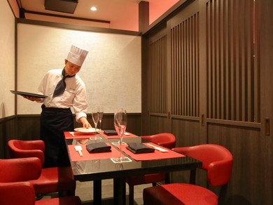 大事な人との記念日に。一生の思い出となる素敵なディナー