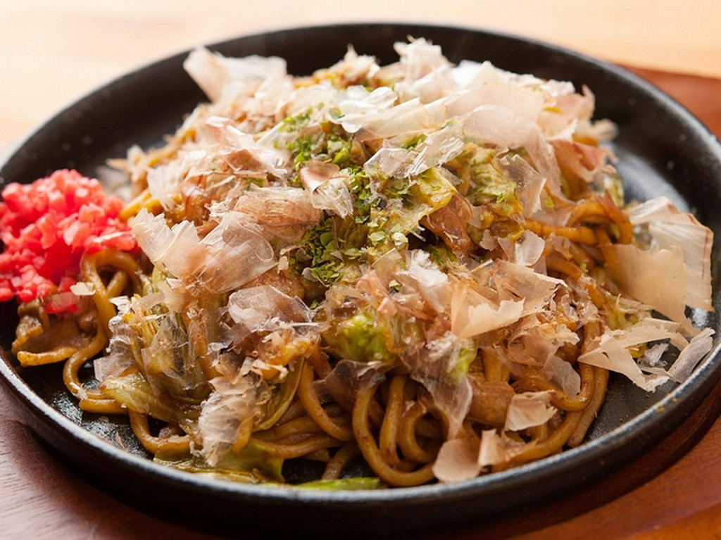 スパイシーな辛みと深いコク『カレー焼そば』
