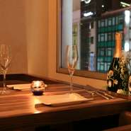 記念日をお祝いする特別なディナーから普段のデートまでご利用頂けけます。銀座の隠れ家イタリアンをお気に入りのお店としてお使いください。