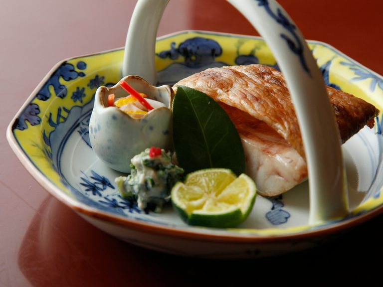 京料理の代表格『ぐじ（甘鯛）』にも、新しい工夫を