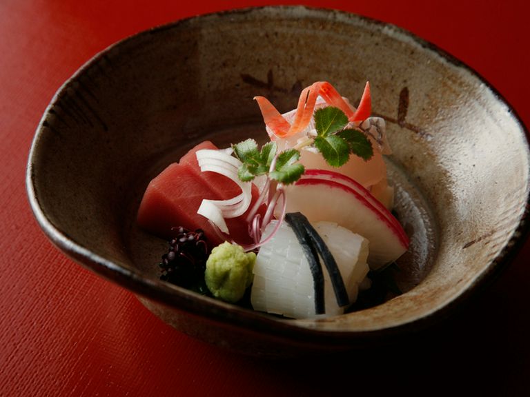 【魚三楼】の名に恥じない魚介を揃えています