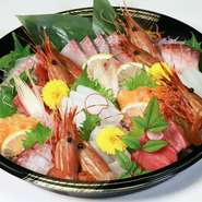 瀬戸内の新鮮なお魚を中心に盛込みました。
お誕生日やご自宅でのお集まりに是非。