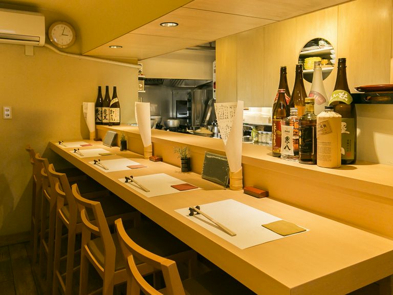 試飲して美味しく料理に合う日本酒、焼酎やビールにもこだわりが