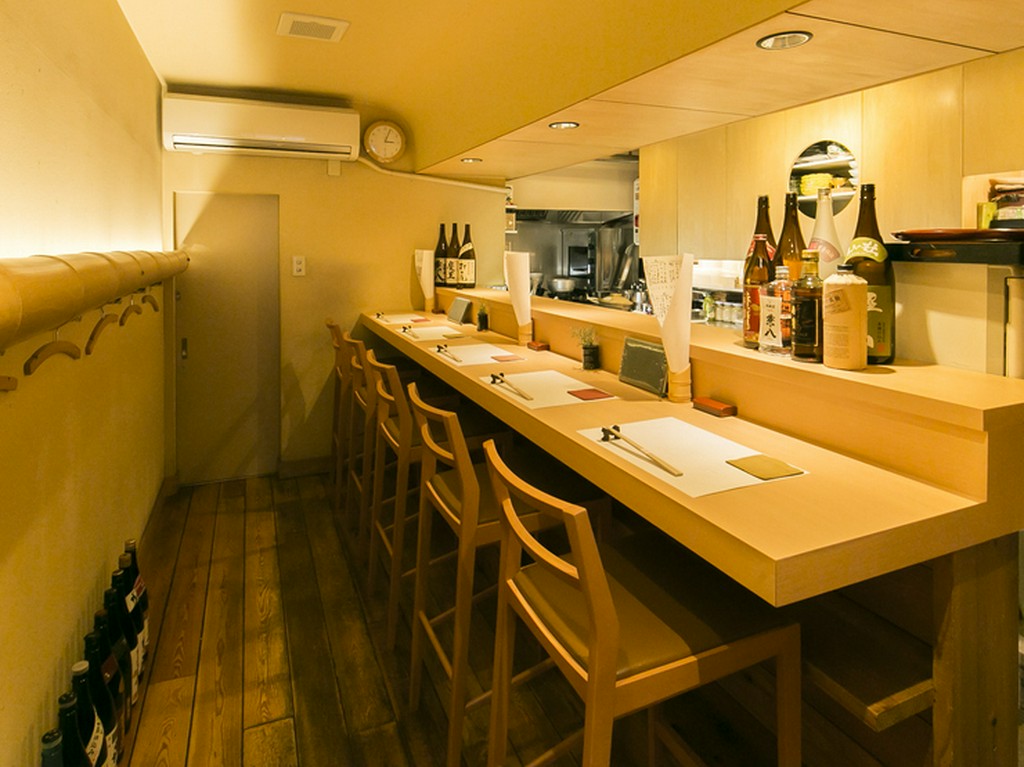 店主の人柄と落ち着ける店内は、上質なくつろぎが感じられる空間