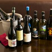 イタリア中心のワインリストの他に、その時期だけしか味わうことができない銘柄も充実。グラスで飲み比べしたり、じっくりボトルと向かい合ったり、気分に合わせ楽しめます。