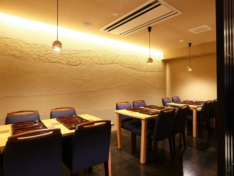 穏やかな時の流れが心地よい個室で、ワンランク上のおもてなし