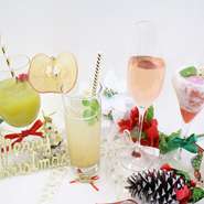 Xmasシーズン限定の見た目にも華やかなこだわりのアルコール2種、ノンアルコール2種の楽しいドリンク達♪