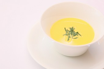 旬の食材を使用した“選べる贅沢”【ヴェルデ辻甚】オリジナルコースをお愉しみください。