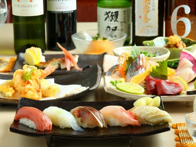 握り寿司もアンティパストも種類豊富なドリンクと共に愉しんで