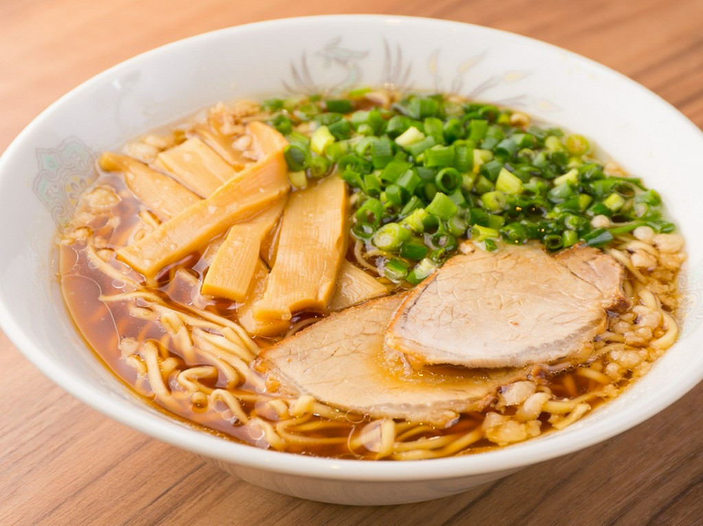 鶏ガラベースのあっさりとした味わい『ラーメン』