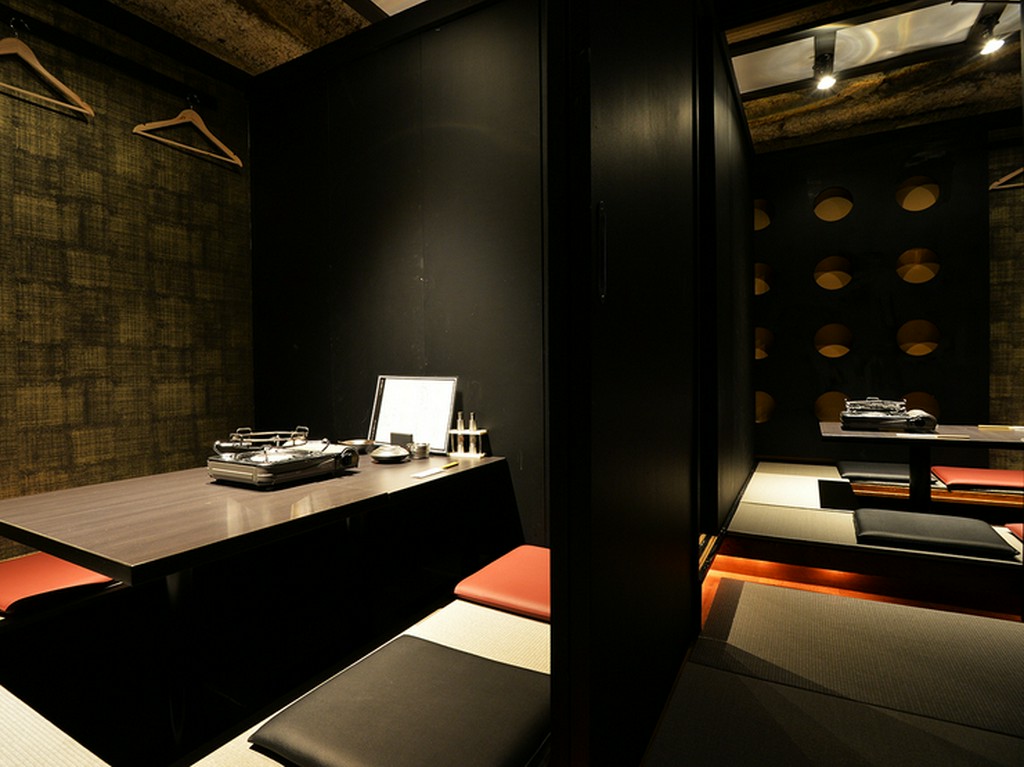 書き込みOKな。個室の仕切りは、用途自由の黒板