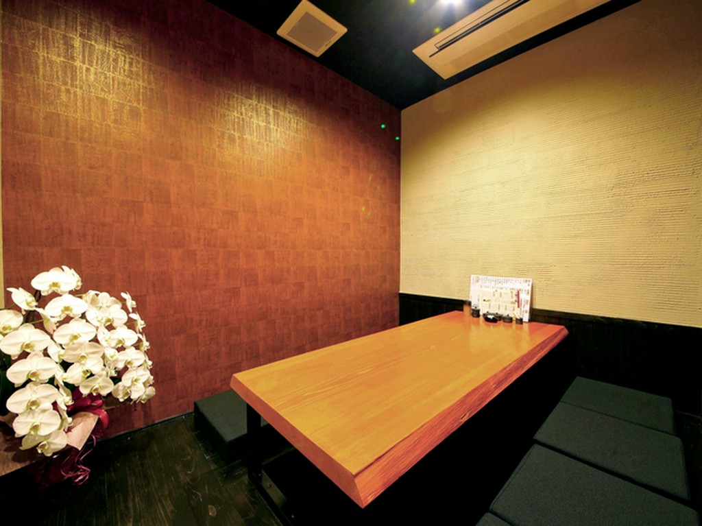 ヒールを脱いで癒し系女子会！掘りごたつの個室で！