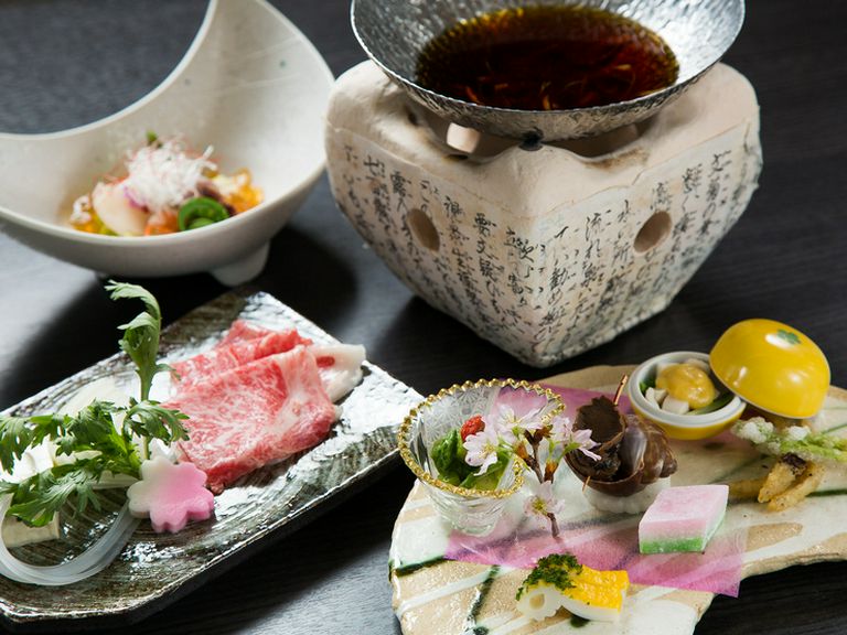 季節感あふれる旬を意識した“和”の美しさ