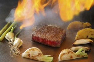 上品な味わいの『山形牛ステーキ』