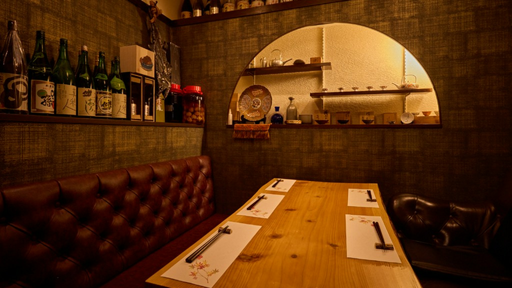 落ち着いて話ができる個室は接待にも重宝