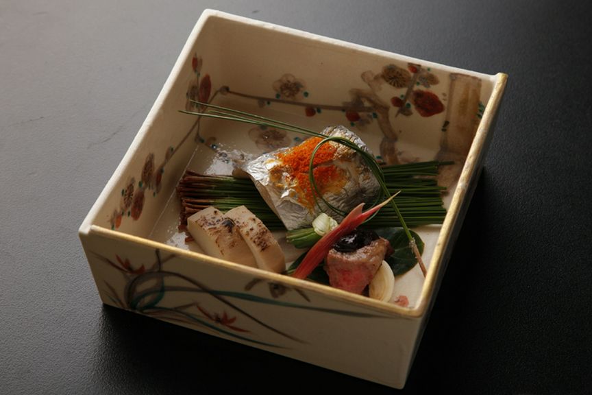 旬の味わいを存分に生かした『太刀魚の焼き物』